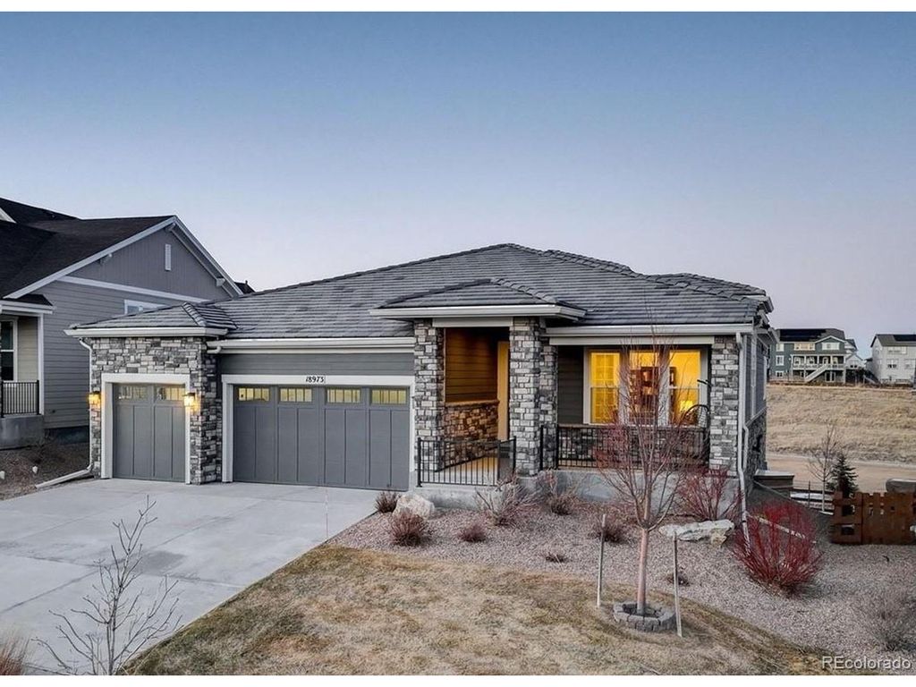 18973 W 94th Ln, Arvada, CO 80007