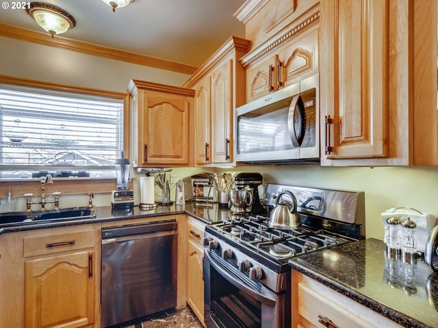 5305 Ne RODNEY Ave, Portland, OR 97211