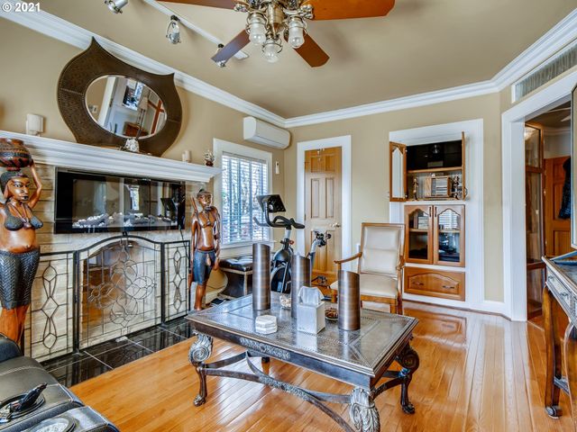 5305 Ne RODNEY Ave, Portland, OR 97211
