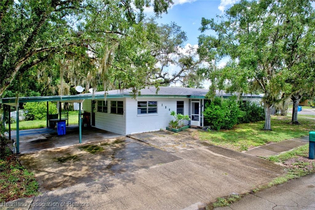 1504 Hawthorne Drive, Sebring, FL 33870