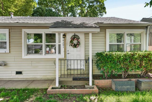 4201 56th St, Sacramento, CA 95820