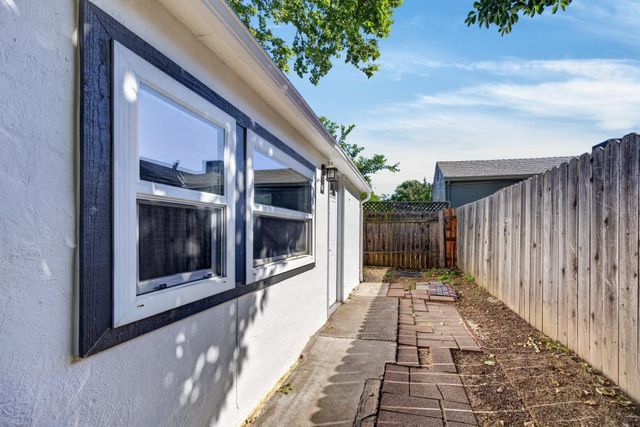 4201 56th St, Sacramento, CA 95820