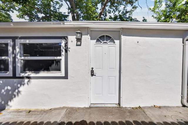 4201 56th St, Sacramento, CA 95820