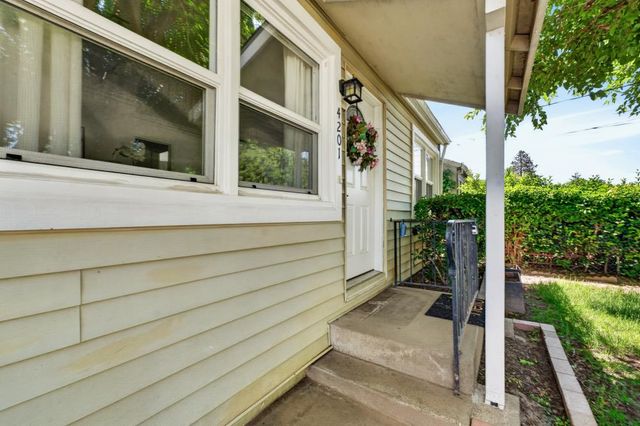 4201 56th St, Sacramento, CA 95820