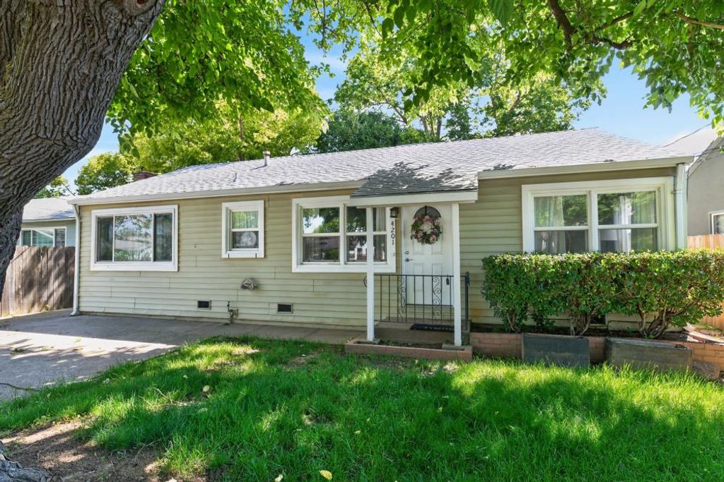 4201 56th St, Sacramento, CA 95820