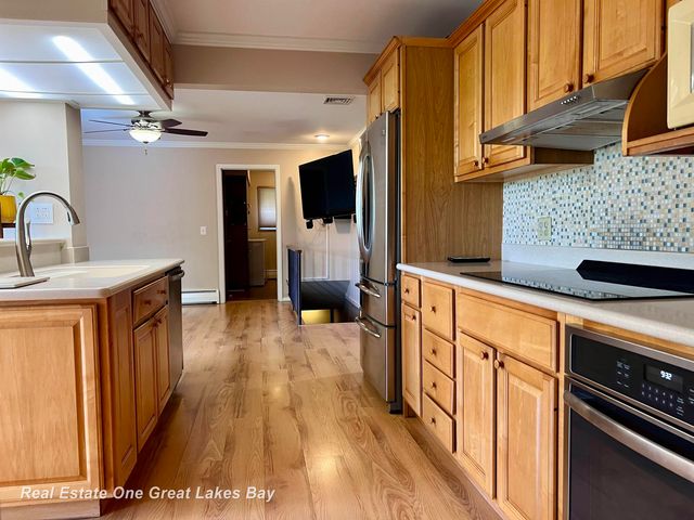4749 Century Drive, Saginaw Twp, MI 48638