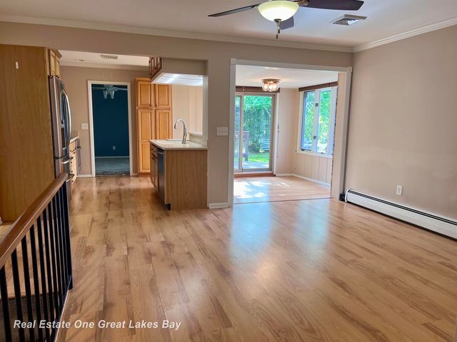 4749 Century Drive, Saginaw Twp, MI 48638