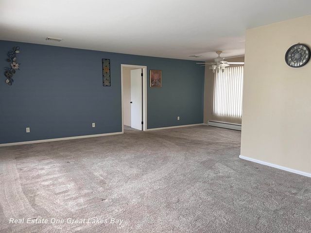 4749 Century Drive, Saginaw Twp, MI 48638