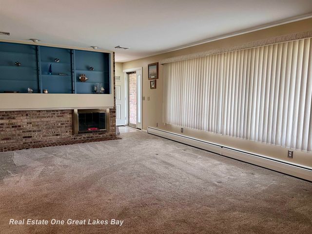 4749 Century Drive, Saginaw Twp, MI 48638