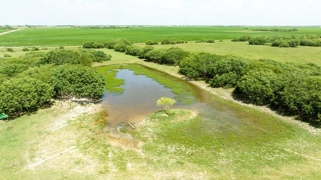 000 Gin Road, Bayside, TX 78340 — exterior