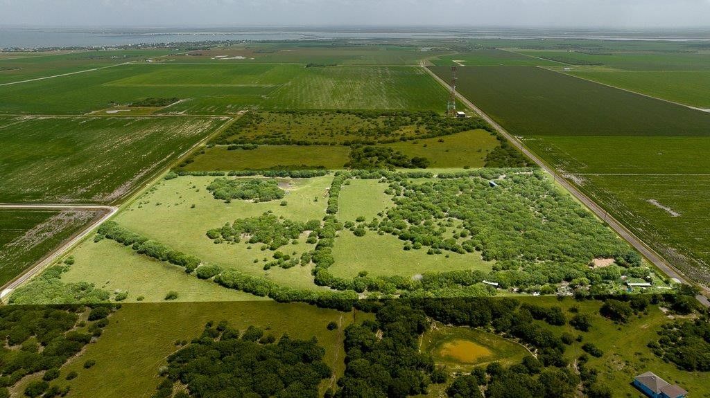 000 Gin Road, Bayside, TX 78340 — photo 4