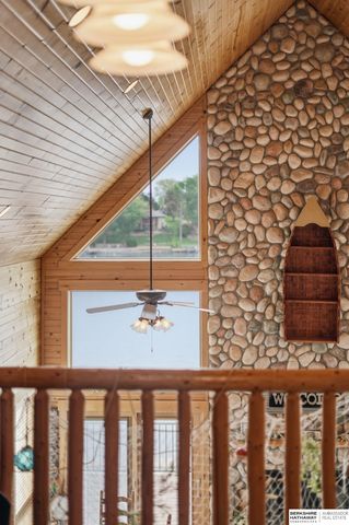 922 Beaver Lake Boulevard, Plattsmouth, NE 68048