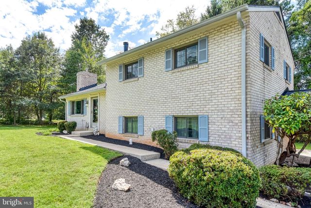10129 LAKE HAVEN CT, Burke, VA 22015
