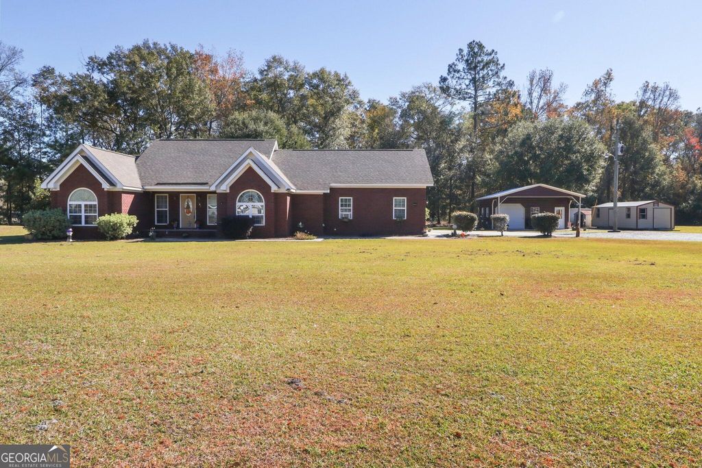 883 Zittrouer Road, Guyton, GA 31312