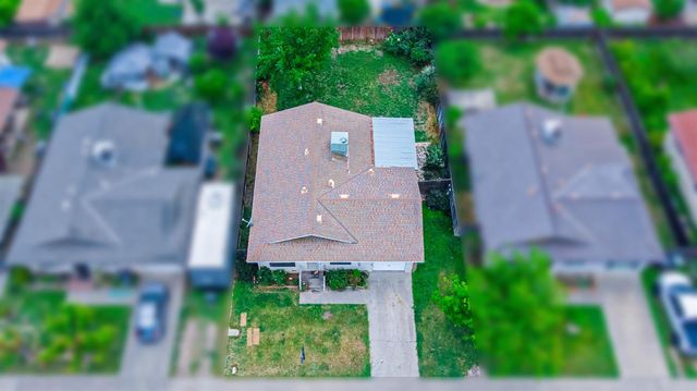 2817 5th St, Hughson, CA 95326