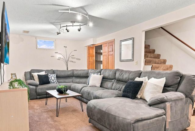 1953 Dieter Street, Maplewood, MN 55109