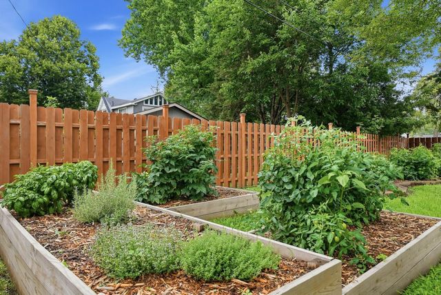 1953 Dieter Street, Maplewood, MN 55109