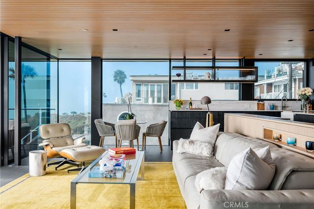 4320 The Strand, Manhattan Beach, CA 90266