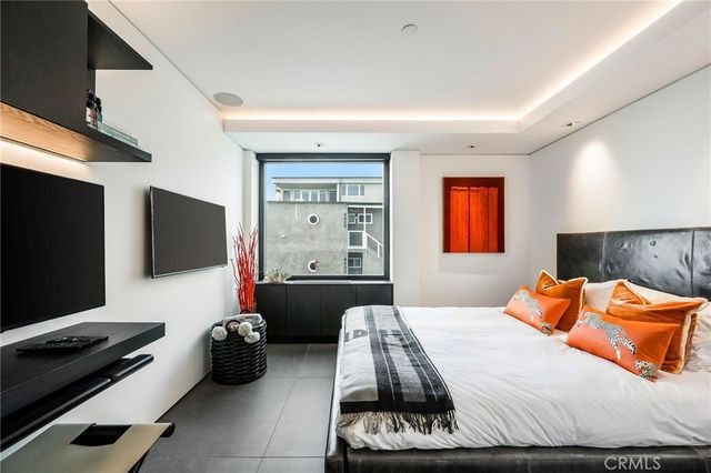 4320 The Strand, Manhattan Beach, CA 90266