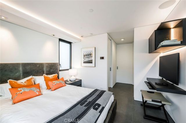 4320 The Strand, Manhattan Beach, CA 90266