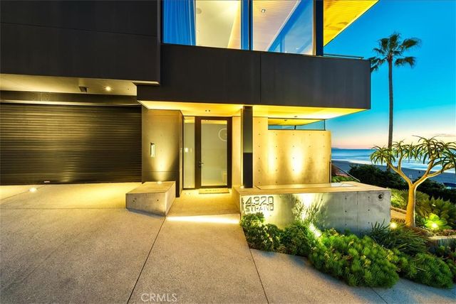 4320 The Strand, Manhattan Beach, CA 90266