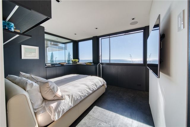 4320 The Strand, Manhattan Beach, CA 90266