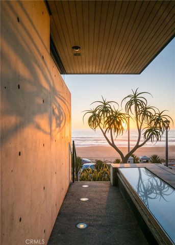 4320 The Strand, Manhattan Beach, CA 90266