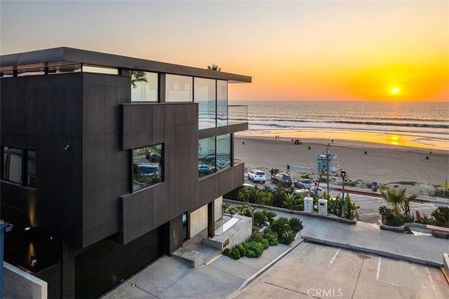 4320 The Strand, Manhattan Beach, CA 90266