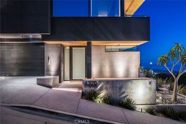 4320 The Strand, Manhattan Beach, CA 90266