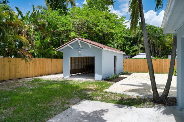 9920 SW 49th Street, Miami, FL 33165