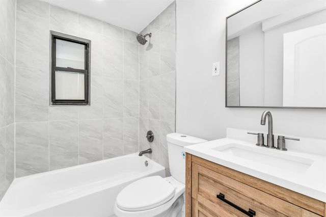 9920 SW 49th Street, Miami, FL 33165