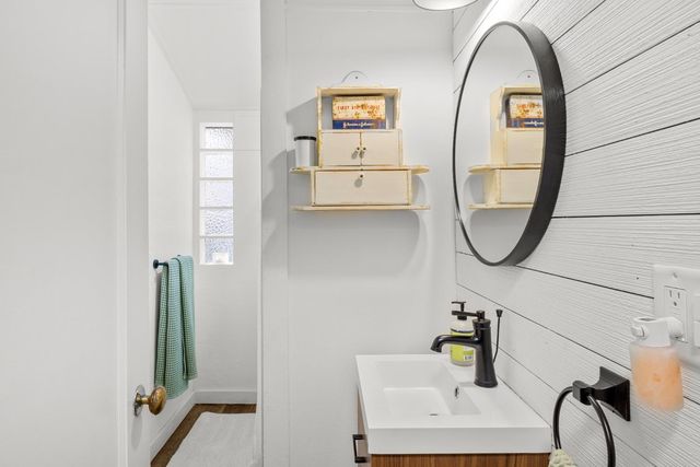 101 Lincoln Way, Auburn, CA 95603