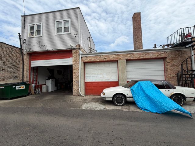 2323 W 18th Street, Chicago, IL 60608