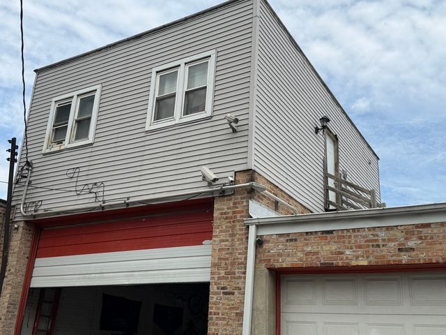 2323 W 18th Street, Chicago, IL 60608