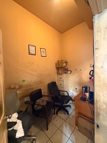 2323 W 18th Street, Chicago, IL 60608