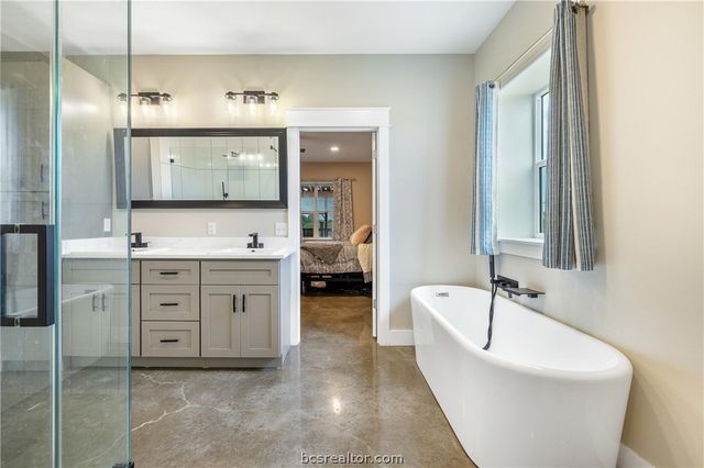 4330 Post Oak Point Road, New Ulm, TX 78950