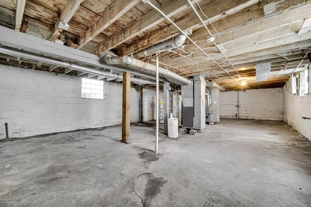 107 Hickory Street, Chicago Heights, IL 60411