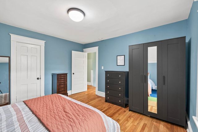 2046 James Avenue N, Minneapolis, MN 55411