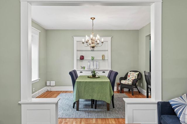 2046 James Avenue N, Minneapolis, MN 55411