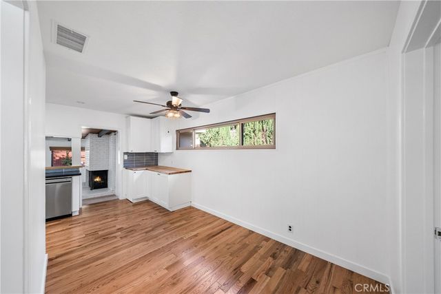 4425 Walnut Avenue, Long Beach, CA 90807