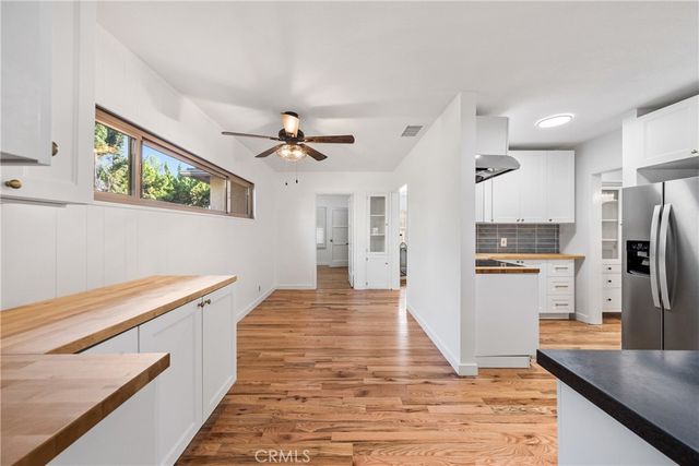 4425 Walnut Avenue, Long Beach, CA 90807