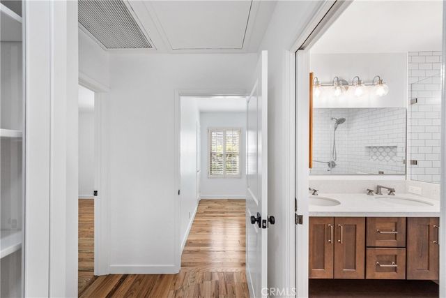 4425 Walnut Avenue, Long Beach, CA 90807