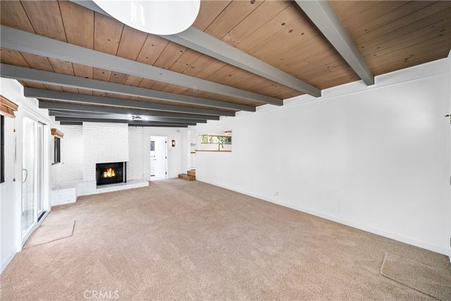 4425 Walnut Avenue, Long Beach, CA 90807