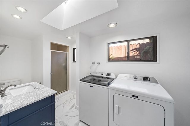 4425 Walnut Avenue, Long Beach, CA 90807