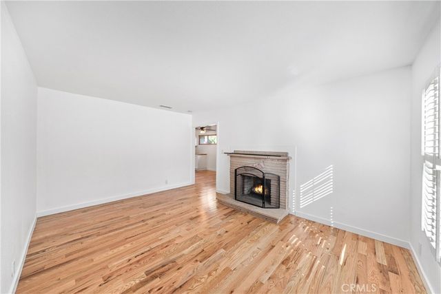 4425 Walnut Avenue, Long Beach, CA 90807