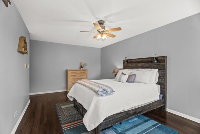 530 Hinman Avenue 2B, Evanston, IL 60202