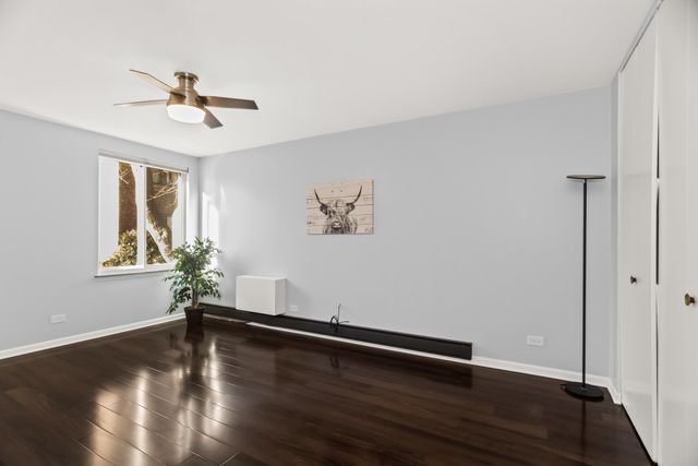 530 Hinman Avenue 2B, Evanston, IL 60202