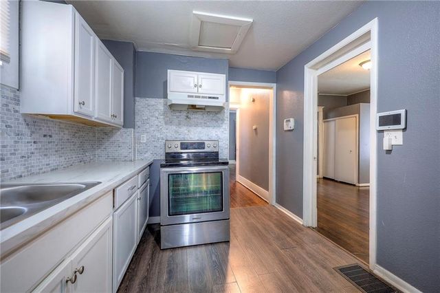 3034 E 32nd Street, Kansas City, MO 64128