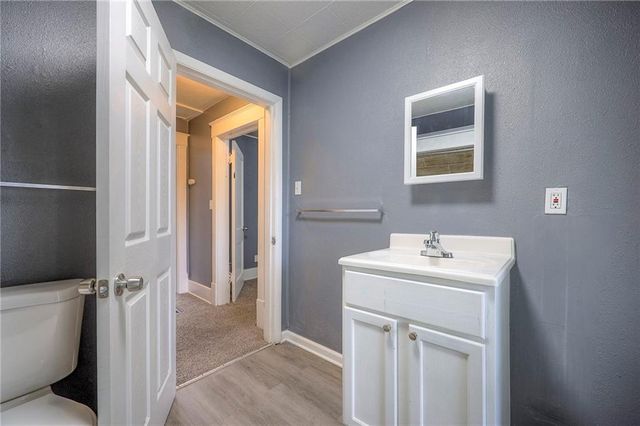 3034 E 32nd Street, Kansas City, MO 64128