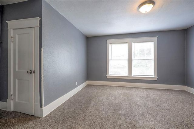 3034 E 32nd Street, Kansas City, MO 64128